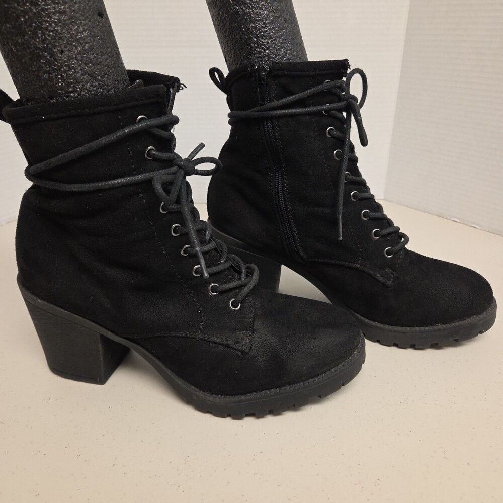 Zigi Soho Women's Combat Boots sz 8.5 Vegan Suede Block Heeled Ankle